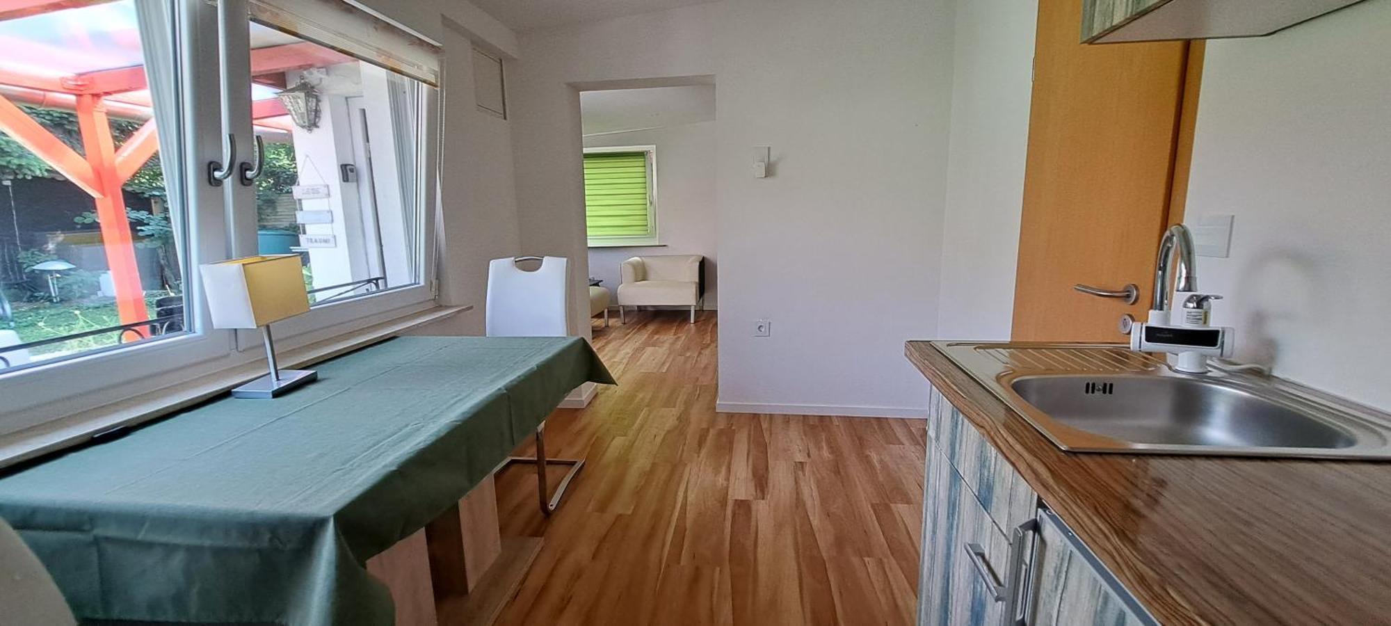 Appartamento An Der Tanne Mit Ueberdachter Terrasse Düsseldorf