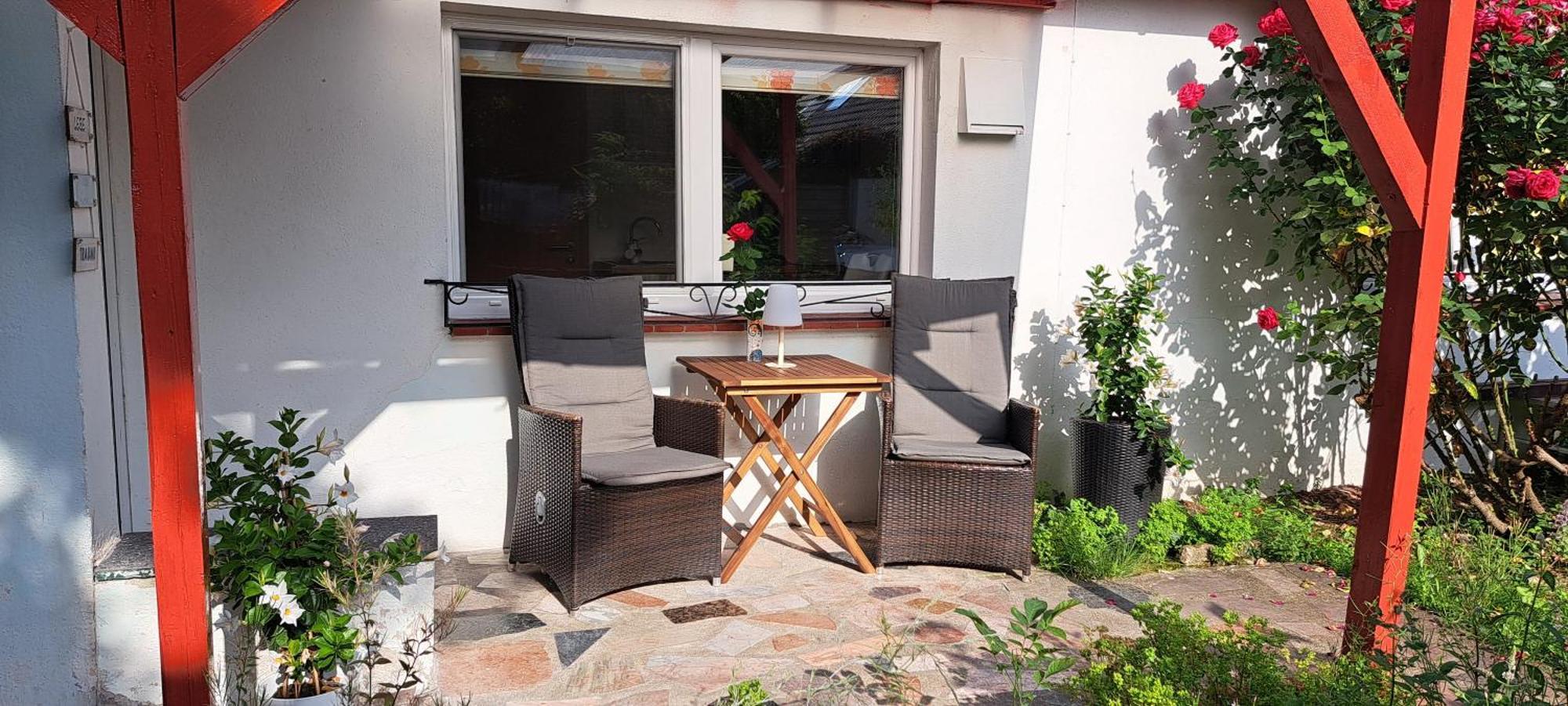 An Der Tanne Mit Ueberdachter Terrasse Düsseldorf